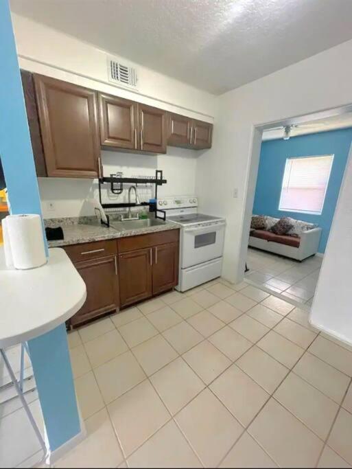 Entire Home By Siesta Key/Closed To Downtown Sarasota Exterior foto